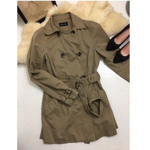 Gorgeous Massimo Dutti Double Breasted Trench